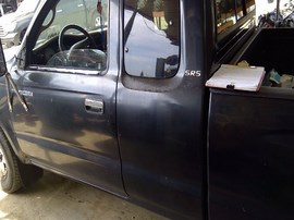 2002 TOYOTA TACOMA, BLACK, SR5, EXTD CAB, 2.4L, AT, 2WD,  Z25013